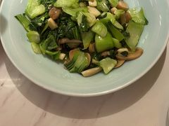 -荷花亭·湖北融合菜(中商广场店)