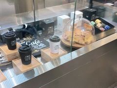 面包甜点陈列柜-麦当劳(龙阳路店)
