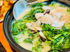 菌菇鱼汤豆苗-宁波柏悦酒店·钱湖渔港