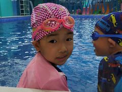 -Swim斯卫姆国际儿童游泳中心(红博中央公园店)