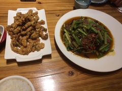 -自贡盐帮菜·玩辣餐厅(樱花园西街店)
