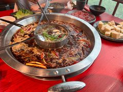 -谭鸭血老火锅(万象九宜城店)