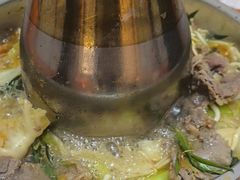 -撒拉人家.酸菜牦牛肉火锅