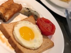 -上海滴水湖皇冠假日酒店