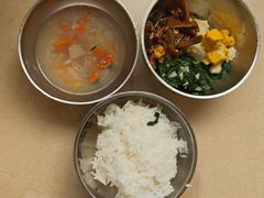 -上海青草地幼儿园