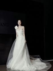 -VeraWang婚纱礼服沈阳旗舰店
