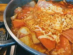 -辛明堂洞韩式芝士年糕火锅(万达店)