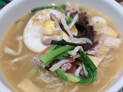 -蒙自源米线大王(东站店)