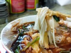 -二钢串叔麻辣烫(华龙大厦店)