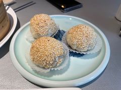 鹅肝葱油酥饼-维园悦谱·海派家常菜(乌鲁木齐南路店)