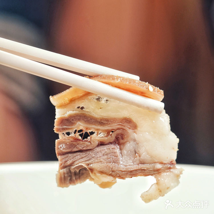 在这家小馆子吃饭，就像进了【湛江美食博物馆】🉐