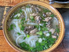 -正宗李家土鸡米线店
