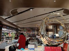 -凤凰国际书城(凤凰广场店)