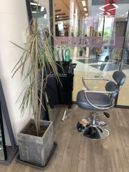 -ON STAR SALON
