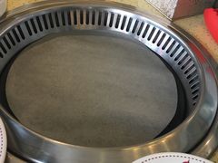 -鑫海汇海鲜烤肉火锅自助(七彩城店)