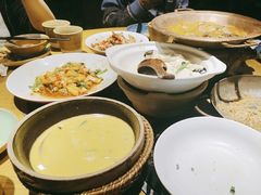 -吃饭皇帝大(长宁龙之梦店)