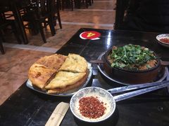 -乐山食古香跷脚牛肉