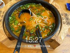 -桥香园过桥米线(国贸店)