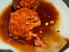 鸭蛋黄狮子头-梅飞酒家(桑园路店)