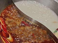 -东巴婆婆云南鱼豆花火锅(大东门店)