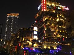 -屋顶顶城市·江景酒店-客房部