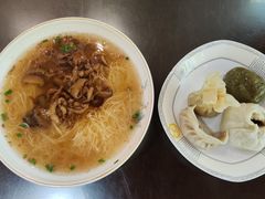 -正一涵老味道名小吃(广汉总店)
