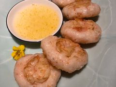 香煎月亮虾饼-丽晶轩中餐厅(重庆丽晶酒店)
