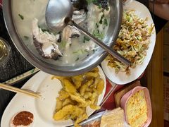 -雪湖煜辰鱼头老店(雪野湖店)