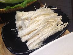 -春润大地海南椰子鸡(沙井京基百纳广场店)