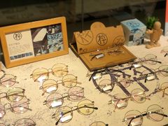 -Trend1881视光·蔡司视觉(领展广场店)