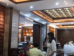-大佛寺高级素食自助餐厅