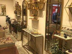 -肆兮眼镜·蔡司·徕卡战略合作店(大坪店)