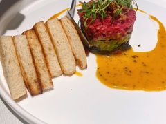 牛肉塔塔配牛油果黑橄榄酱-Solo(衡山路店)