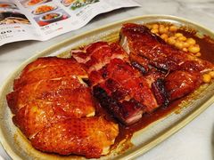 烧味拼盘-蝴蝶里·粤菜·点心(滨江龙湖店)