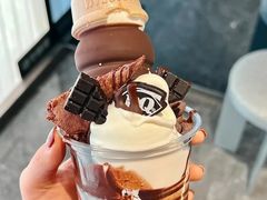 巧克力配蛋糕华夫脆冰淇淋-DQ·蛋糕·冰淇淋(龙湖狮山天街店)