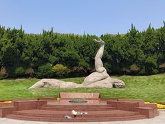 -上海市龙华烈士陵园