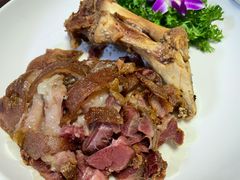 咸蹄髈-国生茶庄·地道农家菜团建活动