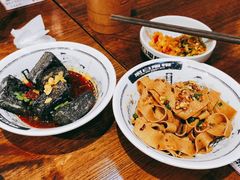 -黑白电视长沙小吃(悦汇城店)