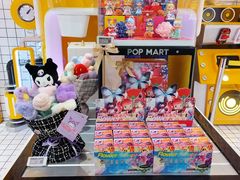 -泡泡玛特POPMART(上海环球港店)