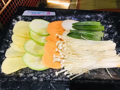 -鹤江桥·红油牛肉粉(SKP店)