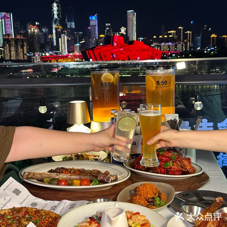 重庆！花小钱装大杯的江景餐厅