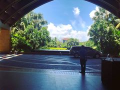 -三亚湾海居铂尔曼度假酒店