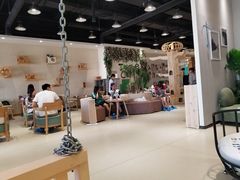 -藏猫猫咖啡主题馆(中央大道店)