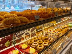 -面包新语(龙湖·西宸天街店)