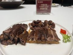 -红鼎豆捞·非遗鲍皇汤火锅(宝丰路店)