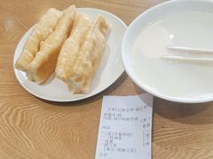 -三好食堂(煎饺·馄饨·肉饼米线·盛世广场店)