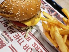 -The Habit Burger Grill 哈比特汉堡(爱琴海店)