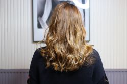 -PE SALON