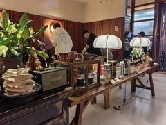 -银米·云南传统过桥米线(双廊黑金冠店)