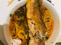 -卡佩罗意大利餐厅及酒吧Al Cappello Trattoria